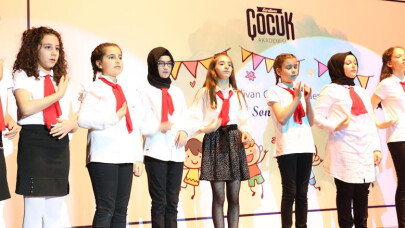 İstiklal Marşı’nı İşaret Diliyle Söylediler