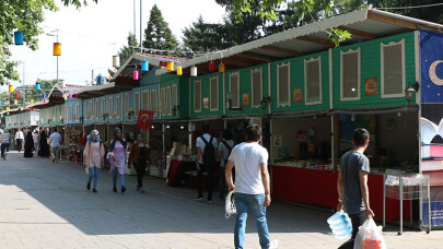 Ramazan’da kitabın adresi ‘Kitap Sokağı’ oldu