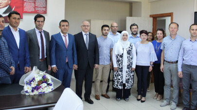 Kocaeli İl Ambulans Servisi'nde devir teslim