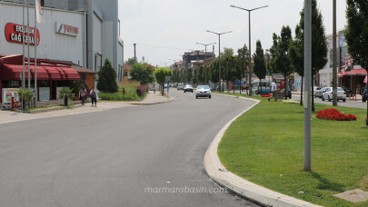 Erenler Sakarbaba Caddesi yeni yüzüne kavuştu