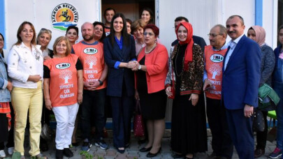 'Şehirlerde ve ilçelerde doğayla barışık projeleri hayata geçiriyoruz'