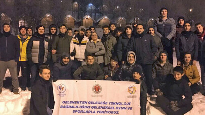 Geleneksel Sporlar ve Oyunlar Kış Kampına katıldılar