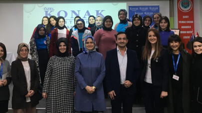Konak Hastanesinden Ağız Bakım Semineri