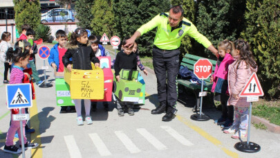 'Ailemin Trafik Polisi' sayısı artıyor