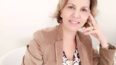 Kaş düşüklüğüne ameliyatsız çözüm: “İple Kaş Asma”