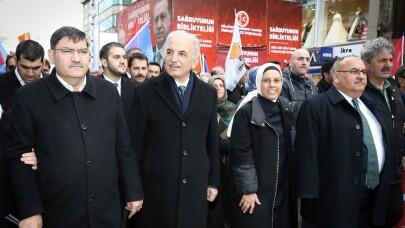 Yıldırım, seçim çalışmalarını sevgi yürüyüşüyle noktaladı