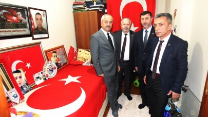 Başkan Büyükgöz’den şehit ailelerine ziyaret
