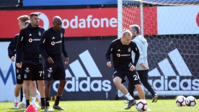 Beşiktaş, taktik ve kondisyon çalıştı