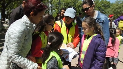 Burhaniye’de oryantiring şenliği düzenlendi