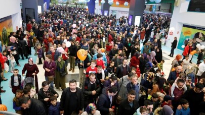 Çocuk Fuarını 242 Bin Kişi Ziyaret Etti