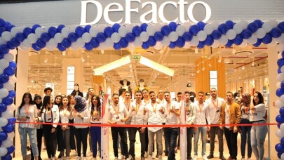 DeFacto Fas’ta pazar liderliğine oynuyor