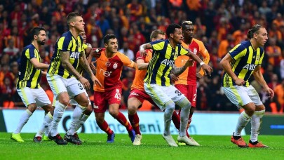 Fenerbahçe yabancılarla, Galatasaray yerlilerle