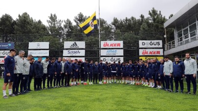 Fenerbahçe’den Can Bartu için saygı duruşu