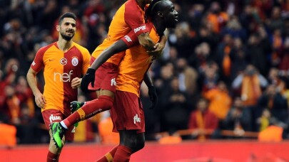 Galatasaray’da Mbaye Diagne krallık yarışında rekora gidiyor