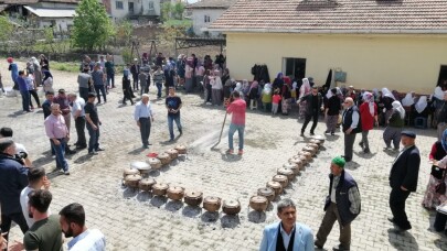 Güveç geleneği ile herkesin karnı doyuyor