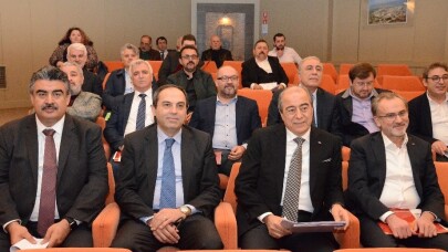 İnegöl OSB Genel Kurulu’nda Zeki Şahin güven tazeledi