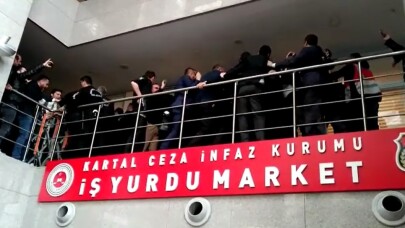 İstanbul Adliyesinde partililer ve güvenlik görevlileri arasında arbede yaşandı