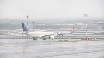 İstanbul’da sis hava ulaşımını aksattı