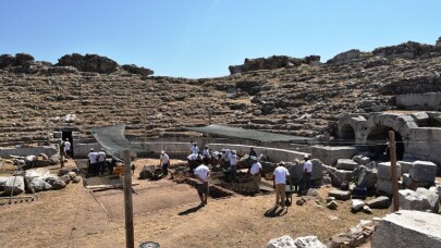 İznik Roma Tiyatrosu’nda büyük keşif