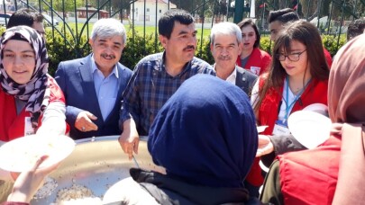 Kızılay’dan 23 Nisan coşkusuna destek