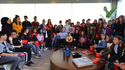 Saran Grup, 23 Nisan etkinliğinde 60 çocuğa İstanbul’u gezdirdi