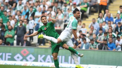 Spor Toto Süper Lig: Bursaspor: 0 - Akhisarspor: 0 (İlk yarı)