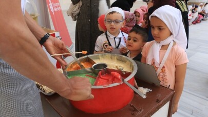 Ümraniyeli çocuklar Büyük Çamlıca Camii’nde buluştu