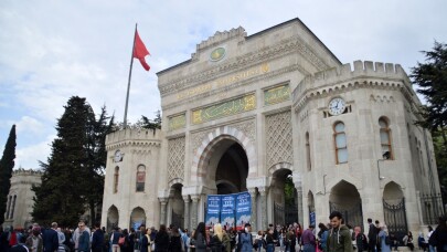 Üniversiteye geçiş sınavı olan TYT’nin provası İstanbul Üniversitesinde gerçekleştirildi