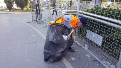 1 Mayıs kutlandı, alanları temizlemek yine işçilere kaldı