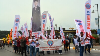 Ayvalık’ta ’1 Mayıs Emek ve Dayanışma Günü’ coşkusu