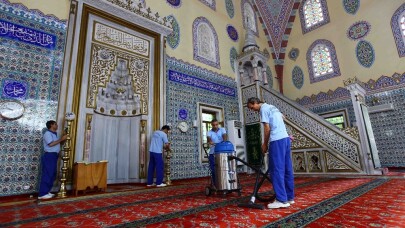 Bağcılar’da ibadethaneler Ramazan Ayı öncesi temizlendi