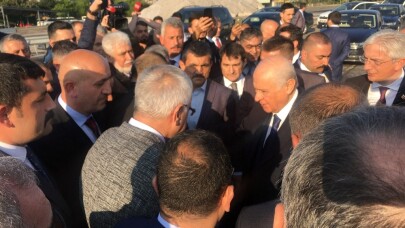 Bahçeli’yi MHP’liler Çamlıca gişelerinde karşıladı