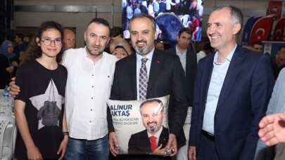 Başkan Aktaş’ın İnegöl’de iftar sevinci