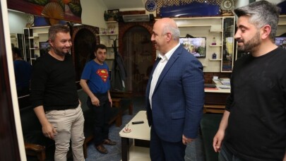 Başkan Bıyık’tan esnaf turu