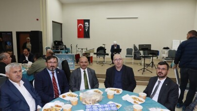 Başkan Söğüt, iftar programında vatandaşlarla buluştu