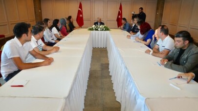 Binali Yıldırım, Engelli Öğretmenler Platformu heyetiyle bir araya geldi