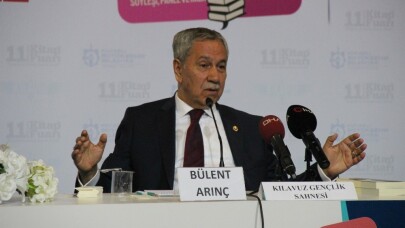 Bülent Arınç: “AK Parti’de düşecek bir çınar yaprağına bile tahammülümüz yok”