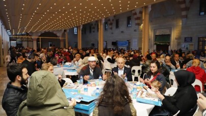 Büyükçekmeceliler iftar sofrasında bir araya geldi