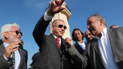 Cumhurbaşkanı Erdoğan, Demokrasi ve Özgürlükler adasında incelemelerde bulundu