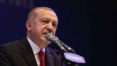 Erdoğan: “İstanbul halkının 212 bin diğer yandan 30 bin oyuna halel gelmesine göz mü yummalıydık?