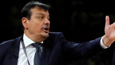 Anadolu Efes, Ergin Ataman’la 2 yıl daha