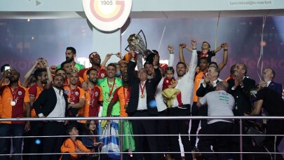 Fatih Terim 5 yıl daha Galatasaray’da