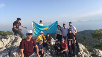 Gazeteciler Uluslararası Spor ve Turizm Kampında moral depoladı