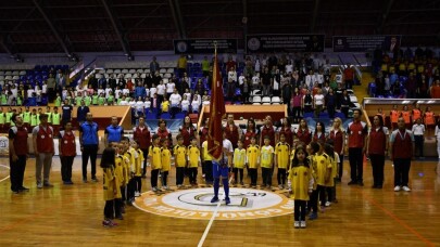 Geleneksel çocuk oyunları il finali yapıldı