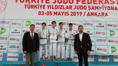 Gemlik Belediyespor judoda Türkiye şampiyonu