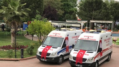 Gürsu Belediyesi 2 sağlık aracına kavuştu