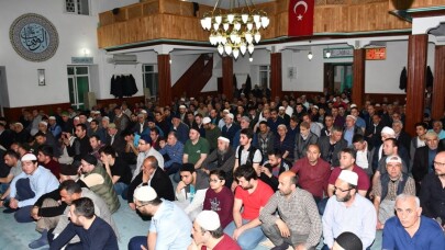 Hafız Ferruh Muştuer İnegöllülerle buluştu