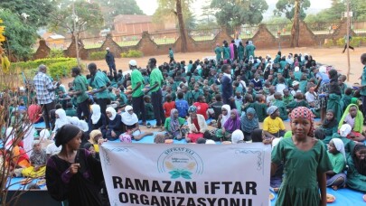 "Her gün 5 bin kişiye iftar verilecek"