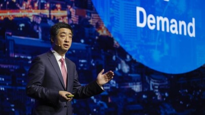 Huawei CEO’su Ken Hu: “Kısıtlamalar teknolojiye ve ticarete zarar veriyor”