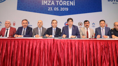 İBB ile BEM-BİR-SEN arasında Sosyal Denge Sözleşmesi imzalandı